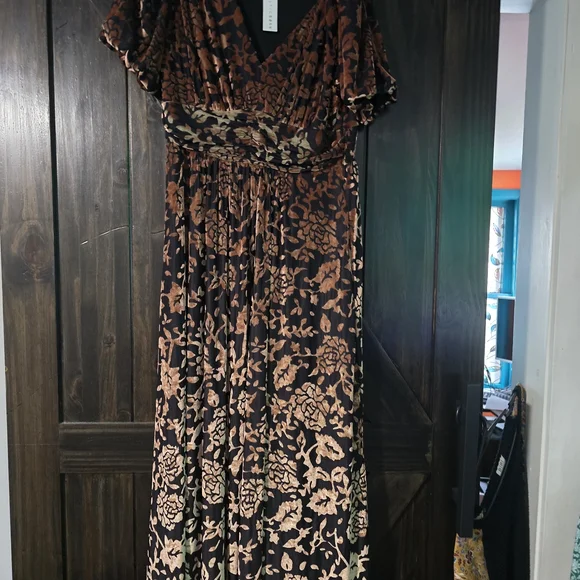 Baltic Born Leslie Velvet Ma - Picture 5 of 6